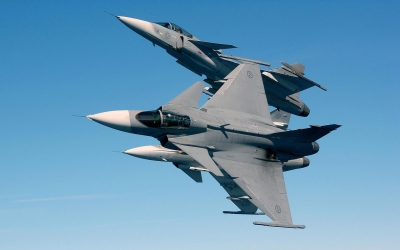 ServePlane_011002.jpg